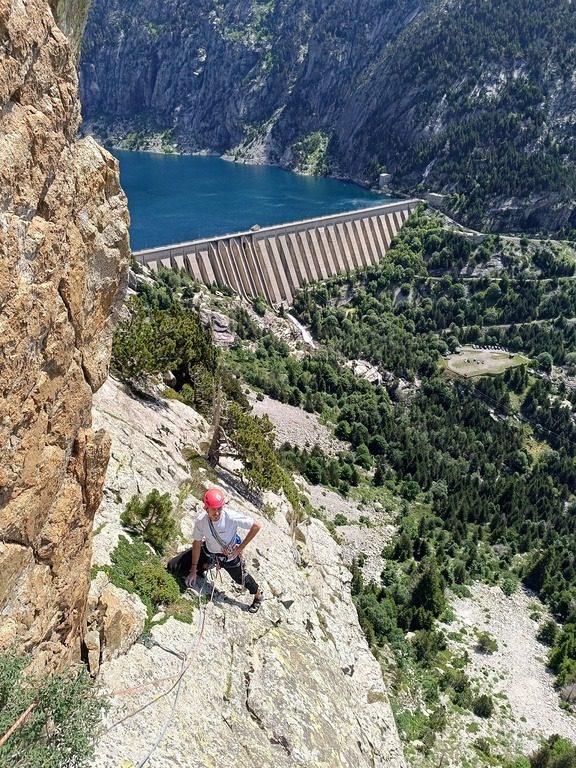 via larga en Cavallers con Guia de montaña
