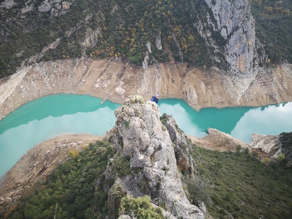"Vistas panorámicas desde la Cresta de Urquiza–Olmo en Montrebei