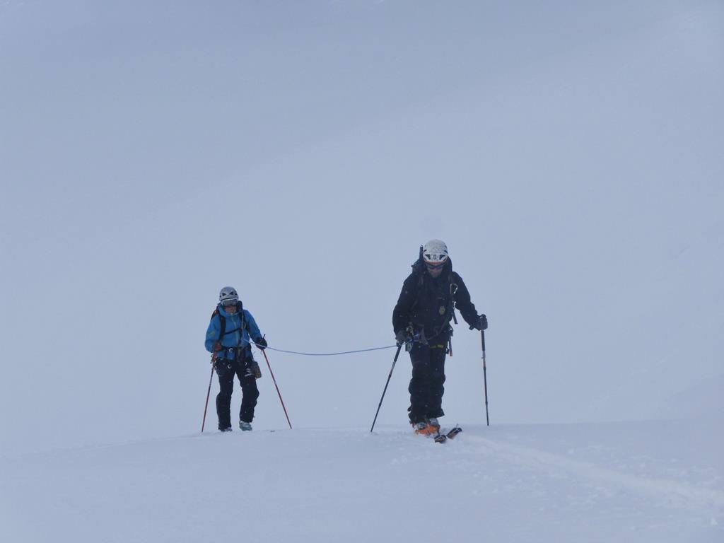 Cursos de autorrescate en glaciar